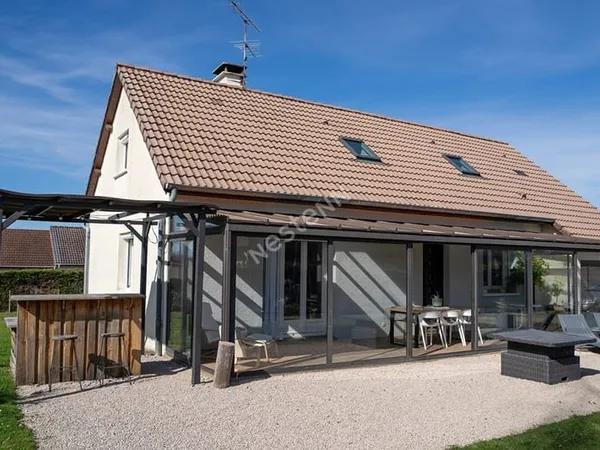 Maison rénovée proche de Louhans