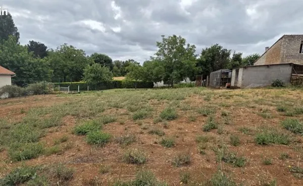 Terrain 1004 m² LA CRECHE