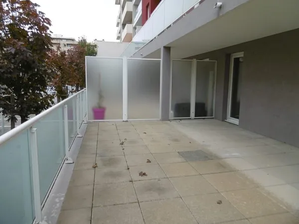 PERPIGNAN SUD - Secteur Kennedy - T2 loué avec Terrasse et P