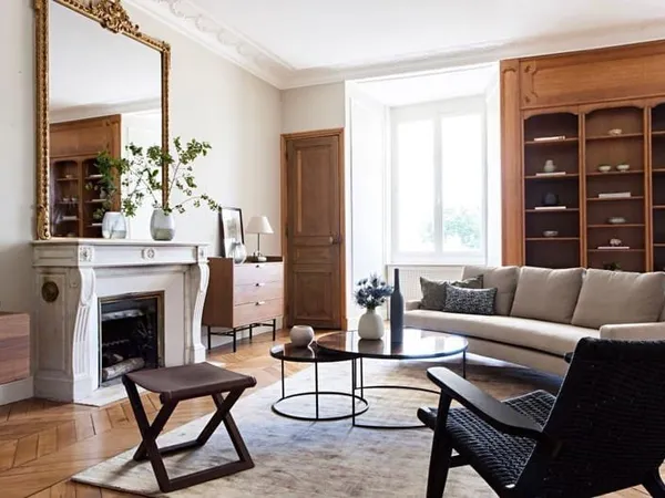 Rue du Faubourg Saint-Honoré Vue exceptionnelle et adresse prestigieuse