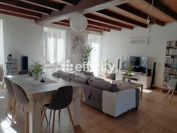 Maison 14 pièces 295 m²