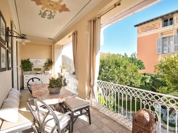 Appartement 6 pièces 169 m²