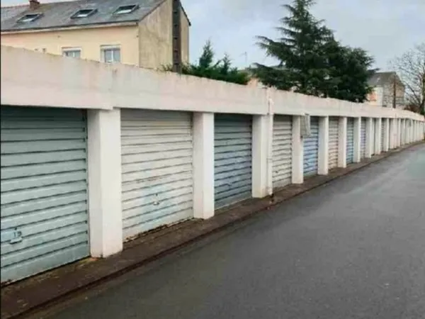 Garage/box fermé 12m²
