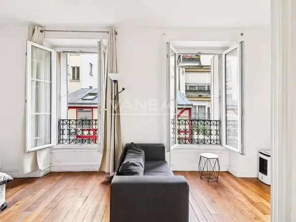 Studio lumineux loué - Paris XXe