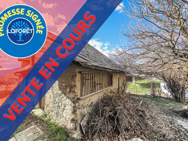 **CELLIER A RÉHABILITER - SAINT-ANDRÉ-D'EMBRUN - 3 pièces