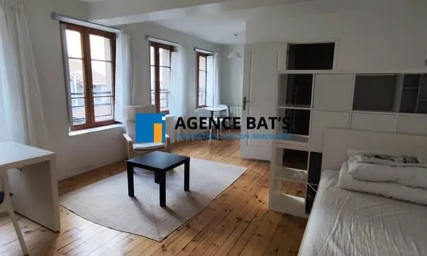 STUDIO Meublé - Hôtel de ville ST ETIENNE
