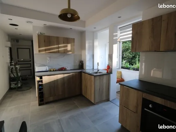 Colocation proche IUT - cherche colocatrice
