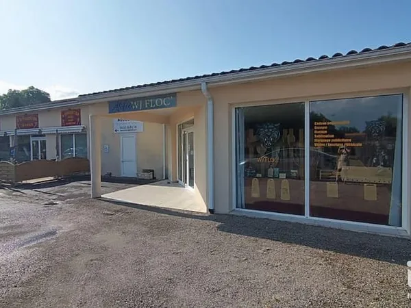 Local commercial 480 m²