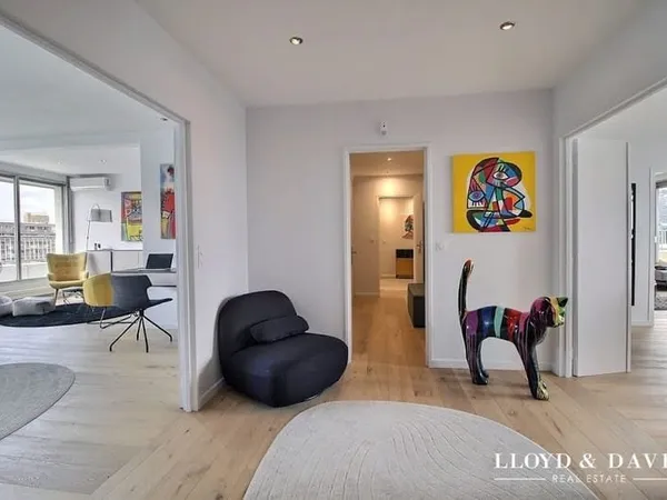 Appartement 5 pièces 160 m²