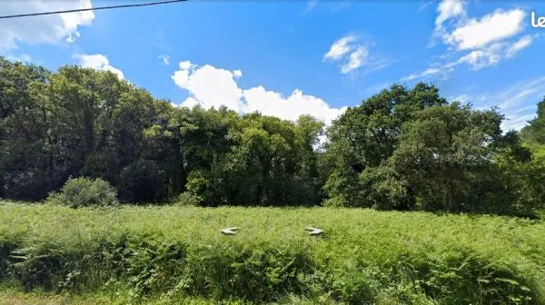 Terrain 880 m² BESNE