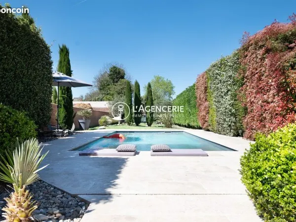 Maison de ville 8 pièces 195 m²