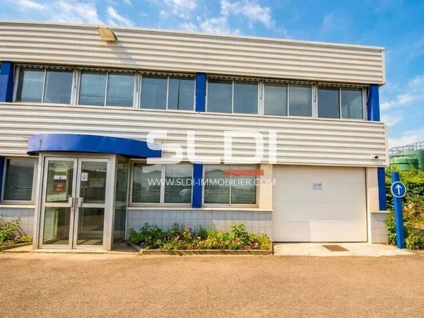 Local d'activité 340 m²