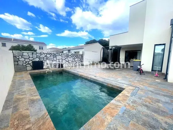 BEZIERS, VILLA T6 EN R+1 , PISCINE ET GARAGE