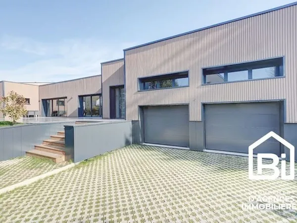 Maison 6 pièces 180 m²