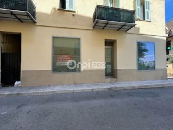 Local commercial 54 m²