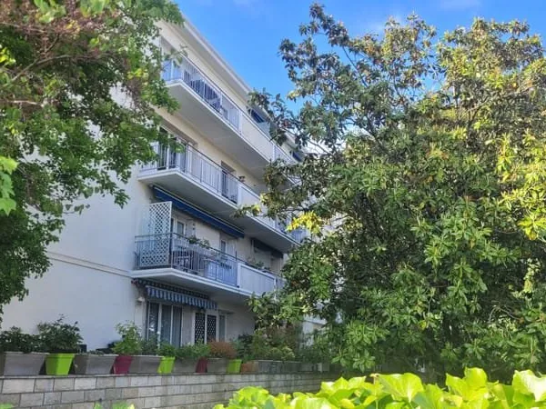 Appartement - Joue Les Tours - T4 - secteur Marbelllière