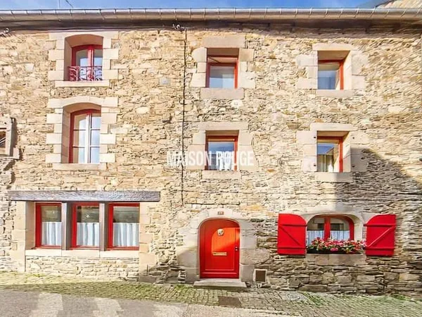 Maison 8 pièces 245 m²
