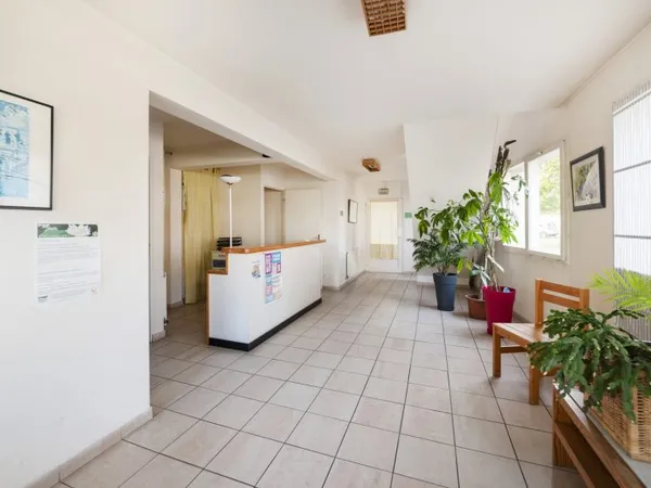 Local commercial 188 m²
