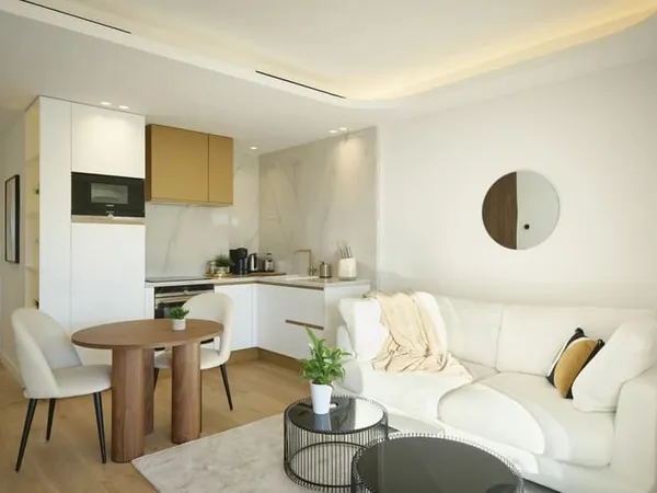 Cannes Pointe Croisette - Appartement 2 pièces rénové avec vue mer