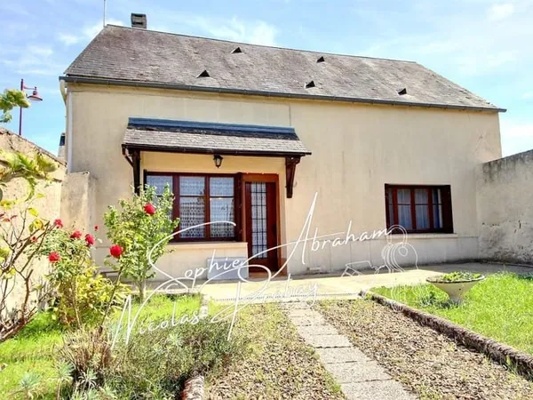 Maison rurale avec terrain et dépendance