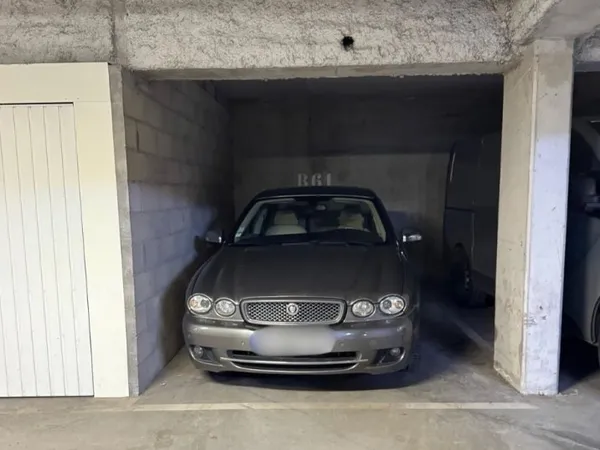 Loue parking