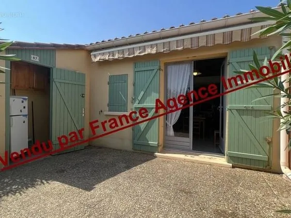 En exclusivité ! Maison F2 !