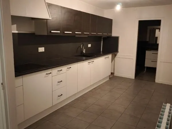 À louer appartement à Saint-Céré