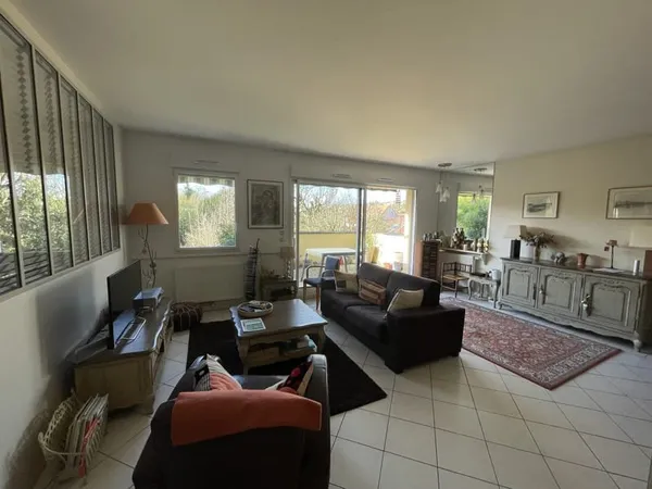 PONTOISE GARE BEL APPARTEMENT 5 PIECES 95 m2 TERRASSE/JARDIN