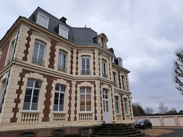 Appartement 1 pièce 60 m²