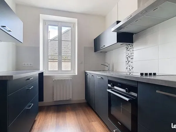 Appartement de type 3 avec terrasse et garage