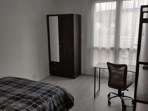 Chambre meublée 12 m²