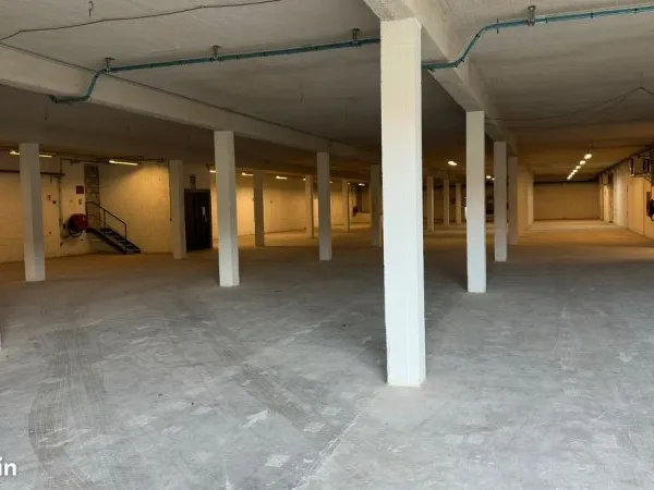 Garage Parking sécurisé
