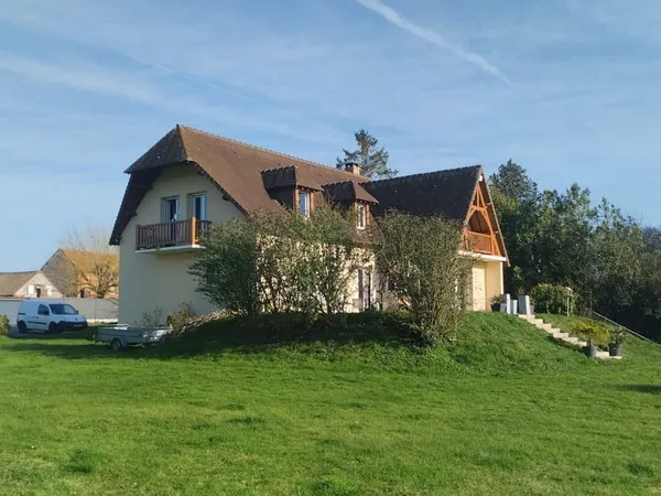 Maison Notre Dame De L Isle 5 pièce(s) 175 m2