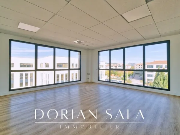 Bureaux 2 pièces 85 m²