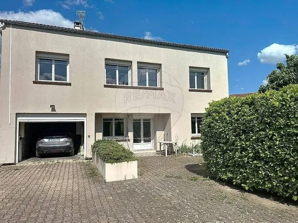 Maison 7 pièces 144 m²