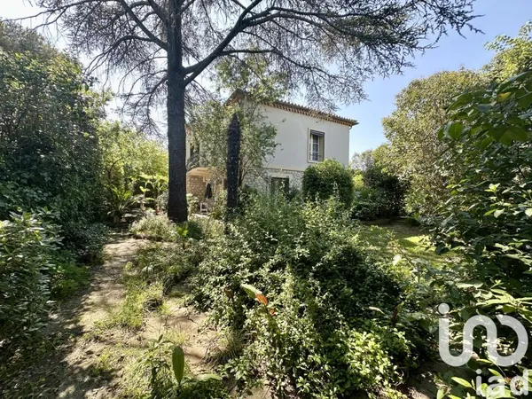 Maison 7 pièces 200 m²