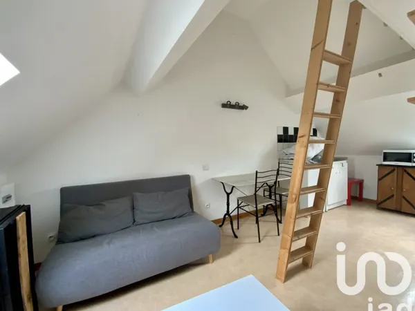 Studio 1 pièce 9 m²