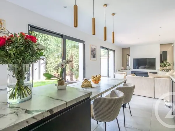 Maison 4 pièces 98 m²