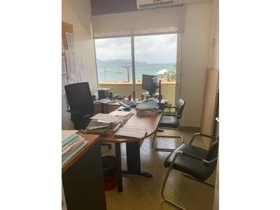 Bureaux Fort De France 413 m2