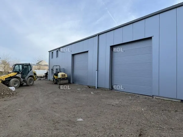 Local d'activité 1494 m²