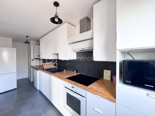 Appartement 6 pièces 105 m²