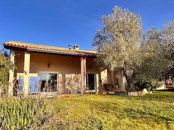 Maison 6 pièces 185 m²