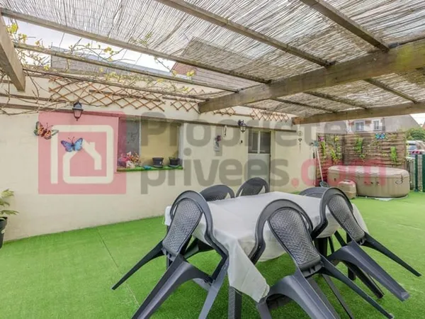 Grande maison 4 chambres sur 700 m² de terrain - Ostricourt