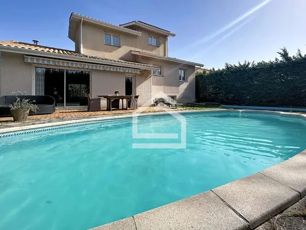 Merignac limite Pessac - Maison familiale avec piscine