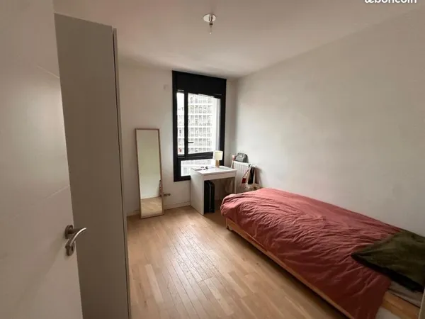 Chambre Lyon 7 - 70m² - Métro Jean Jaurès