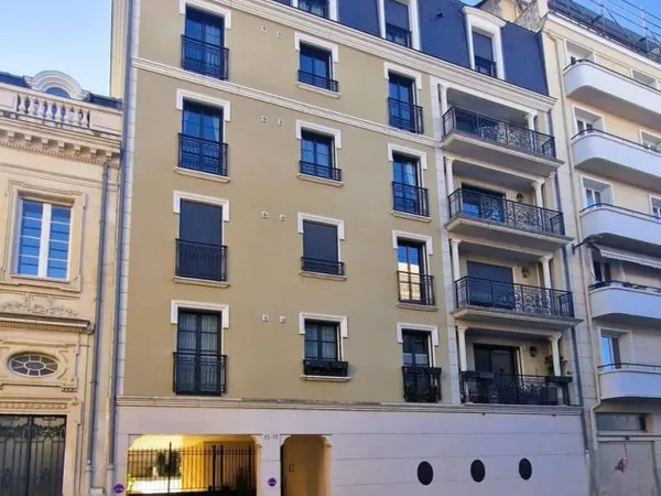 Appartement avec terrasse en hyper centre de LIMOGES