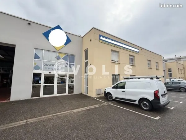 Local d'activité 1 034 m²
