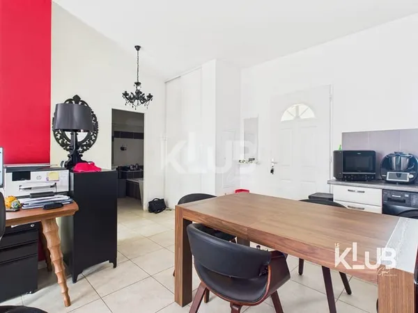 Appartement 2 pièce(s) 52.4 m2