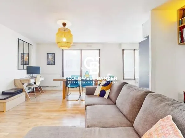 Appartement 4 pièces - avec balcon et parking