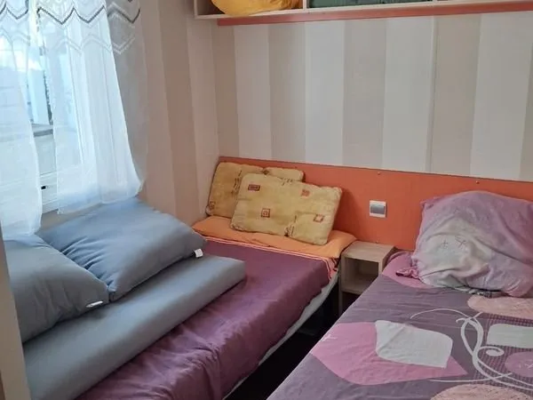 Logement atypique Vente Hyères 3p 28m² 16000€